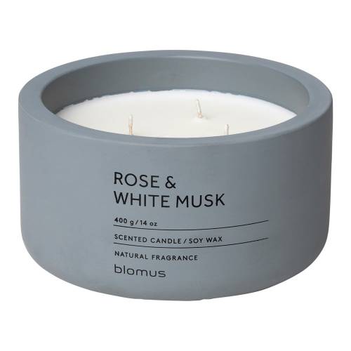 Lumanare parfumata din ceara de soia timp de ardere 25 h Fraga: Rose and White Musk - Blomus